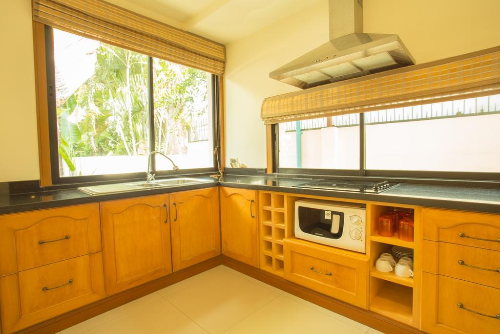 Natcha Pool Villa Pattaya ภายนอก รูปภาพ